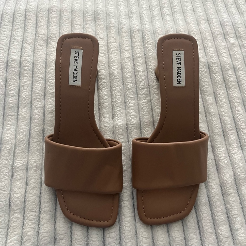 Steve Madden Tan Sandal Heels